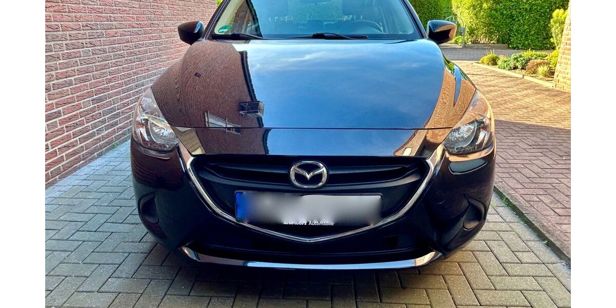 Mazda 2 103.000 km 7.990 &euro; Voerde 46562