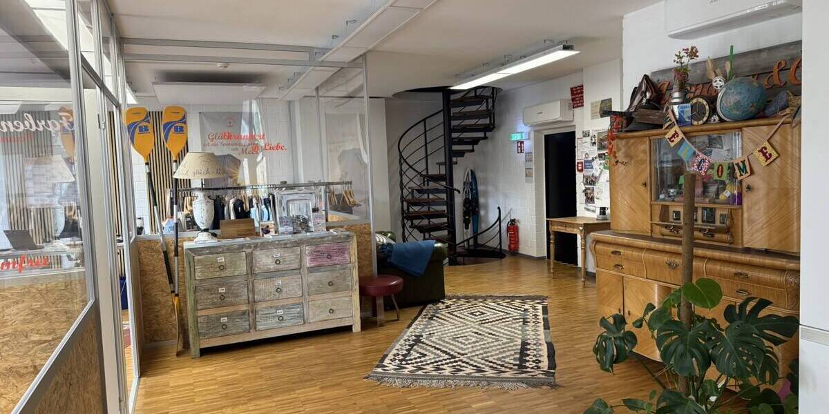 Gewerbeobjekt Kaarst Holzbüttgen - 1 Zimmer, 973 m&sup2;, 8.342&euro; | Angebot:26658331