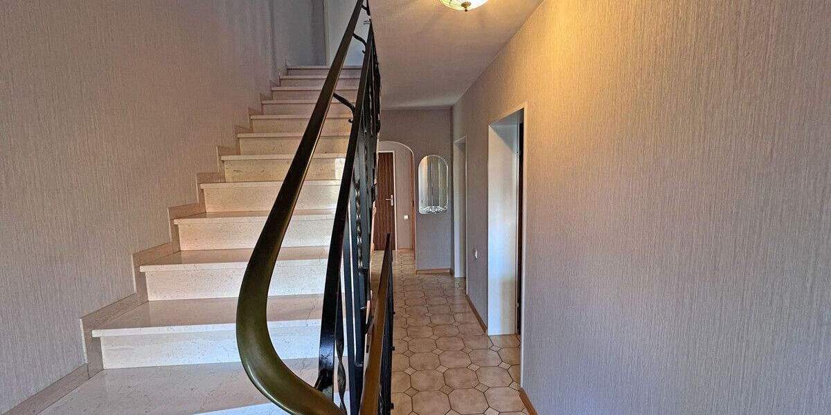 Reihenendhaus Kamp-Lintfort Lintfort - 5 Zimmer, 195 m&sup2;, 349.000&euro; | Angebot:25799168