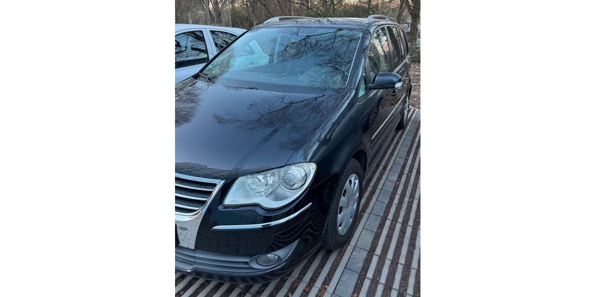 VW Touran 234.815 km 3.350 &euro; Essen 45355