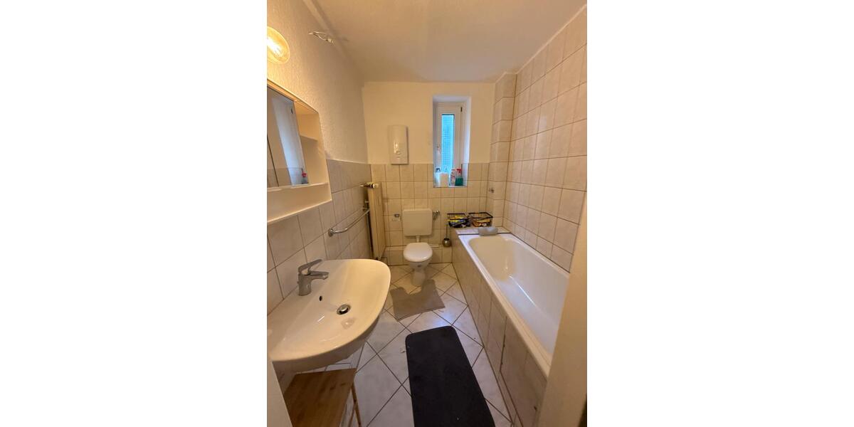 Erdgeschoßwohnung Krefeld Benrad - 1 Zimmer, 40 m&sup2;, 480&euro; | Angebot:26498591