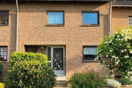 Haus Krefeld Fischeln - 4 Zimmer, 104 m&sup2;, 333.000&euro; | Angebot:27297142