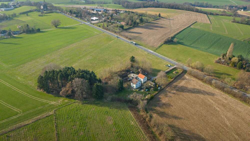 Einfamilienhaus Heiligenhaus - 8 Zimmer, 230 m&sup2;, 650.000&euro; | Angebot:26757610