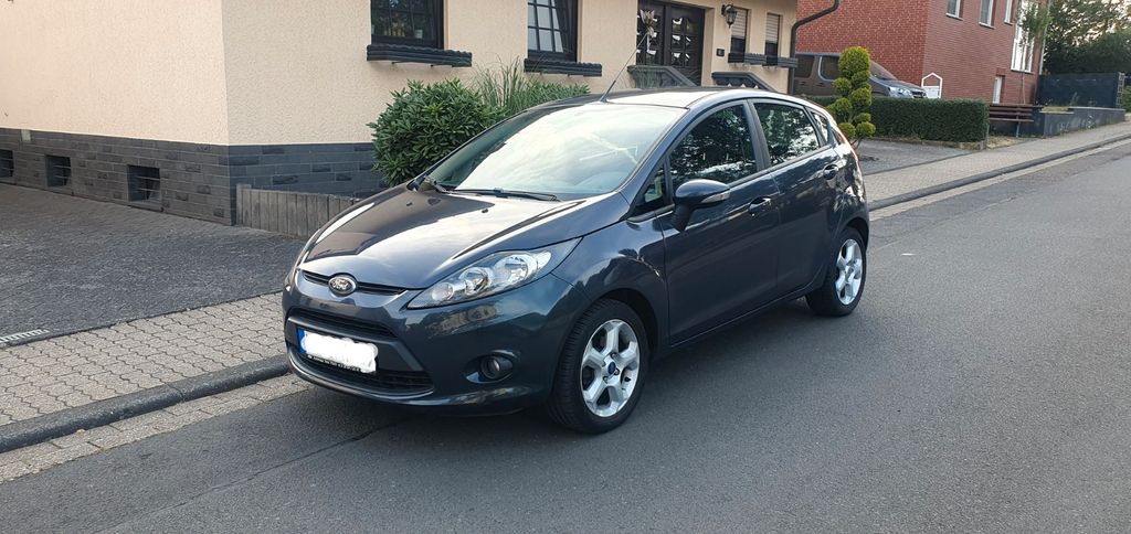 Ford Fiesta 100.000 km 3.750 &euro; Essen 45219