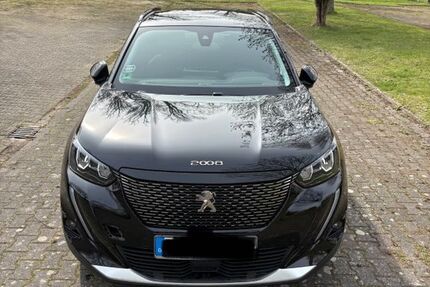 Peugeot 2008 45.009 km 17.800 &euro; Krefeld 47807