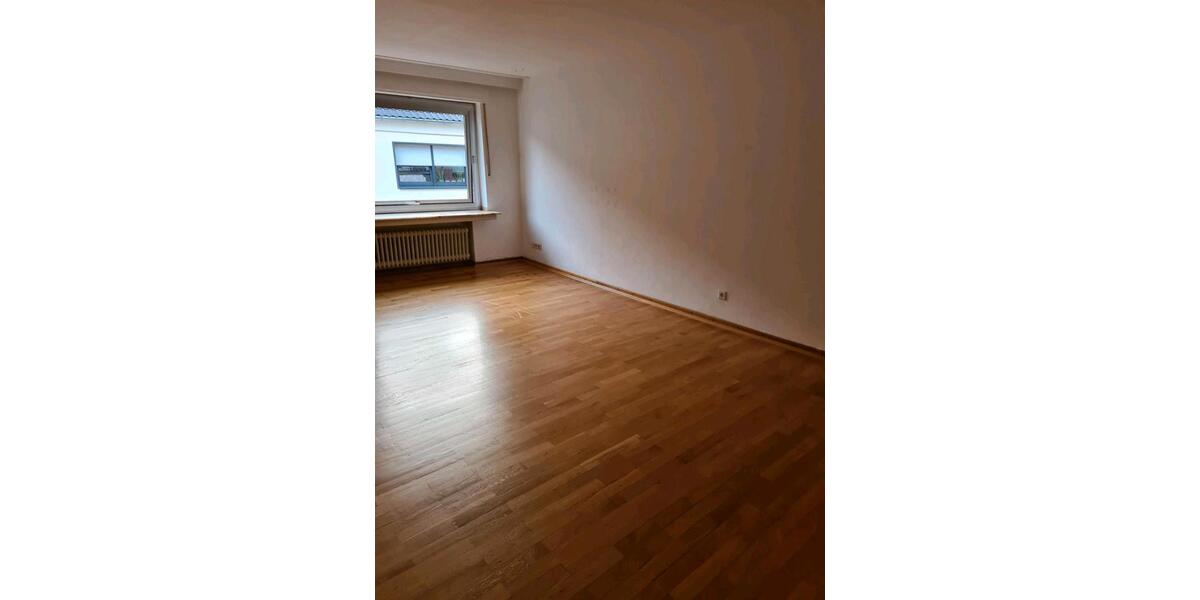 Etagenwohnung Xanten - 3 Zimmer, 84 m&sup2;, 895&euro; | Angebot:26690673