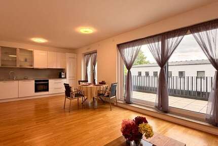 Wohnung Düsseldorf Derendorf - 2 Zimmer, 73 m&sup2;, 579.000&euro; | Angebot:27334477