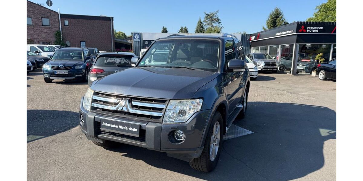 Mitsubishi Pajero 269.000 km 12.999 &euro; Geldern 47608