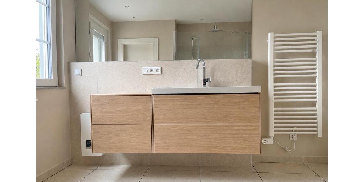 Dachgeschoßwohnung Meerbusch - 2 Zimmer, 85 m&sup2;, 1.530&euro; | Angebot:26620047