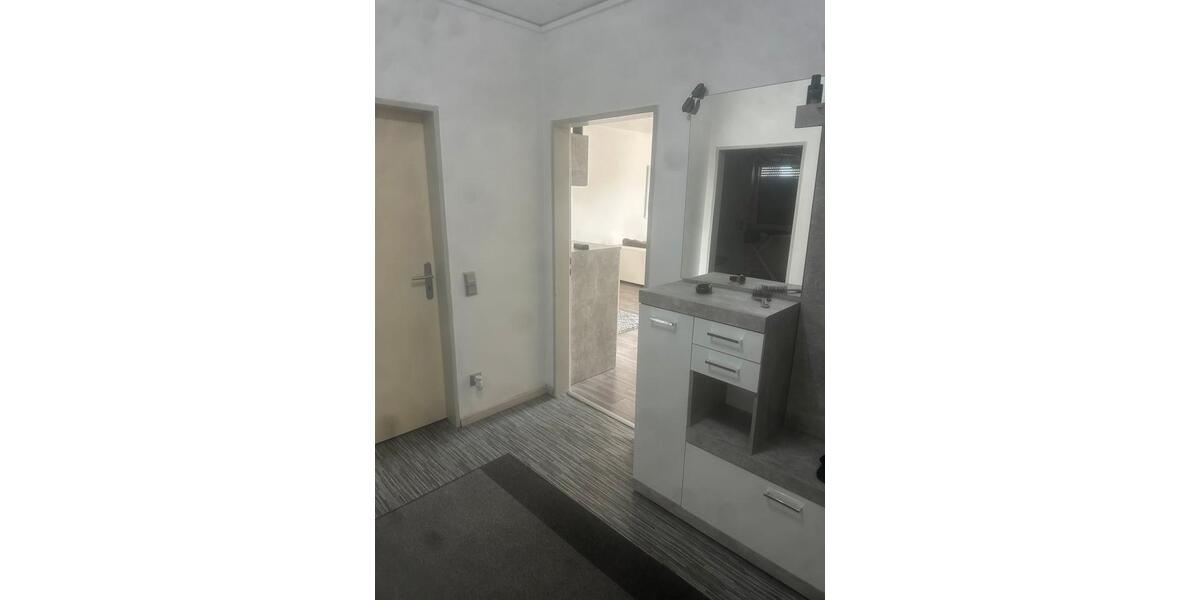 Etagenwohnung Duisburg Walsum - 5.5 Zimmer, 130 m&sup2;, 240.000&euro; | Angebot:23205437