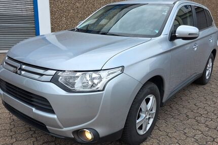 Mitsubishi Outlander 169.000 km 8.699 &euro; Moers 47441