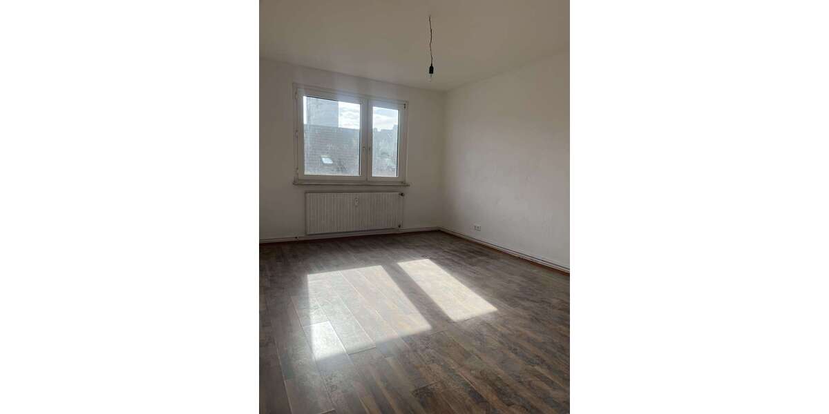 Etagenwohnung Duisburg Hochfeld - 3 Zimmer, 60 m&sup2;, 300&euro; | Angebot:25790403