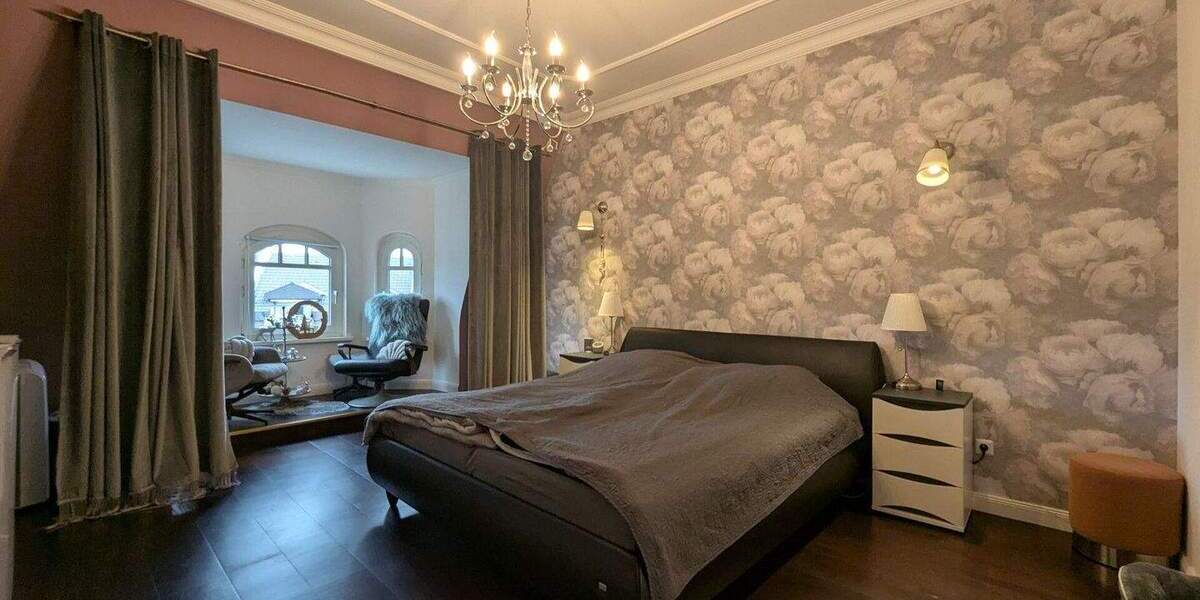 Etagenwohnung Duisburg Mittelmeiderich - 5 Zimmer, 132 m&sup2;, 199.900&euro; | Angebot:25777749