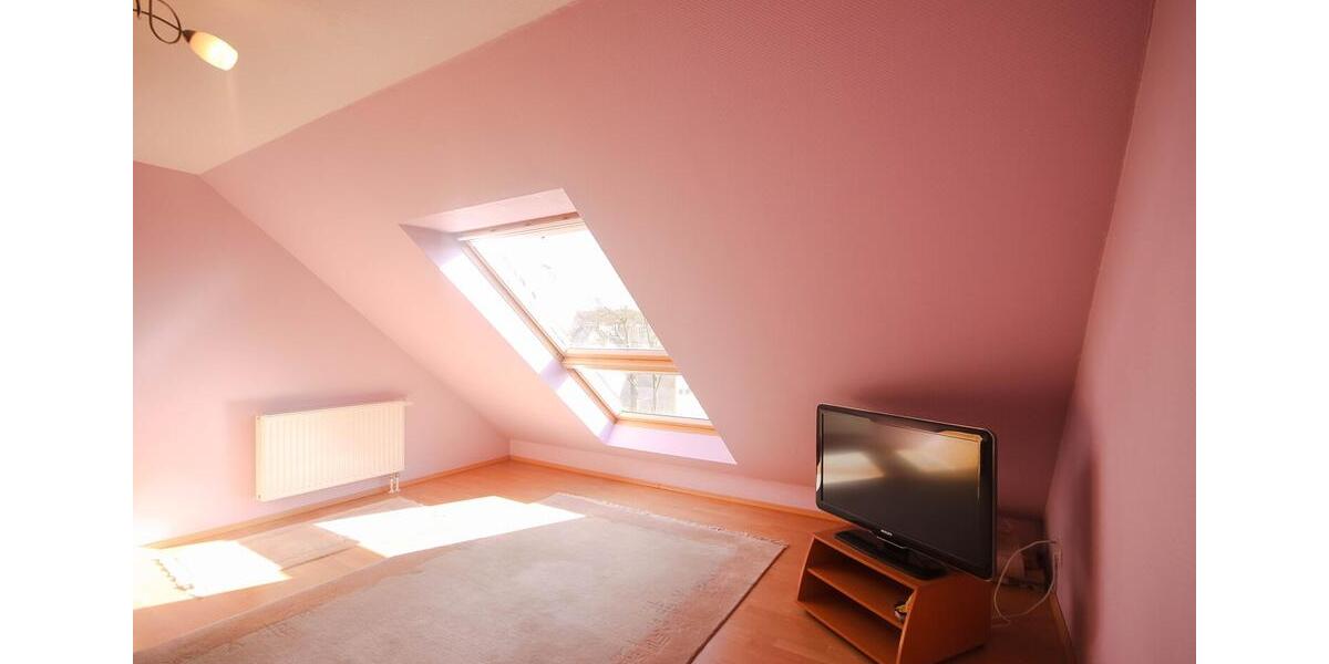 Reihenhaus Düsseldorf Stadtbezirk 6 - 5 Zimmer, 126 m&sup2;, 2.600&euro; | Angebot:25548327