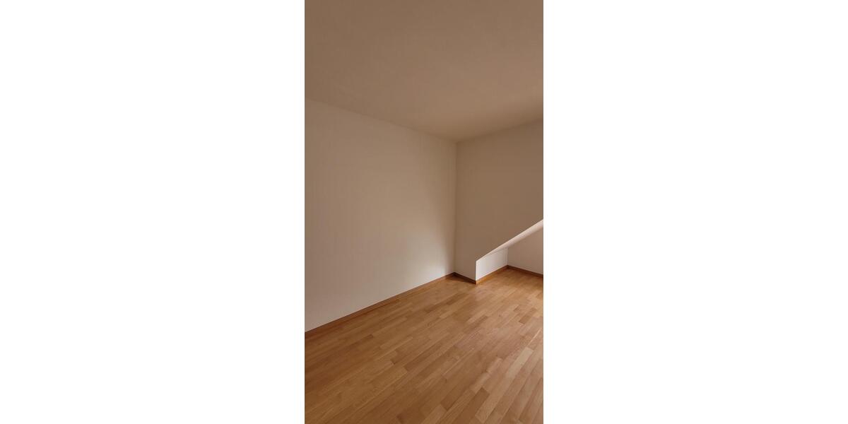 Dachgeschoßwohnung Meerbusch Kierst - 2 Zimmer, 73 m&sup2;, 1.150&euro; | Angebot:25943414