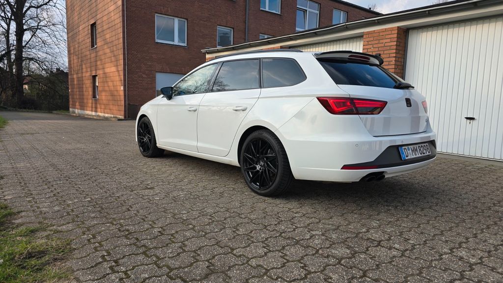 Seat Leon 118.000 km 12.800 &euro; Duisburg 47239
