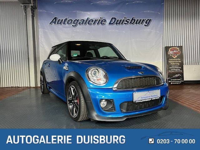 Mini John Cooper Works 99.800 km 13.990 &euro; Duisburg 47269