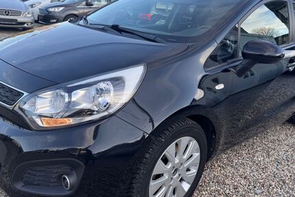 Kia Rio 138.000 km 4.999 &euro; Essen 45355