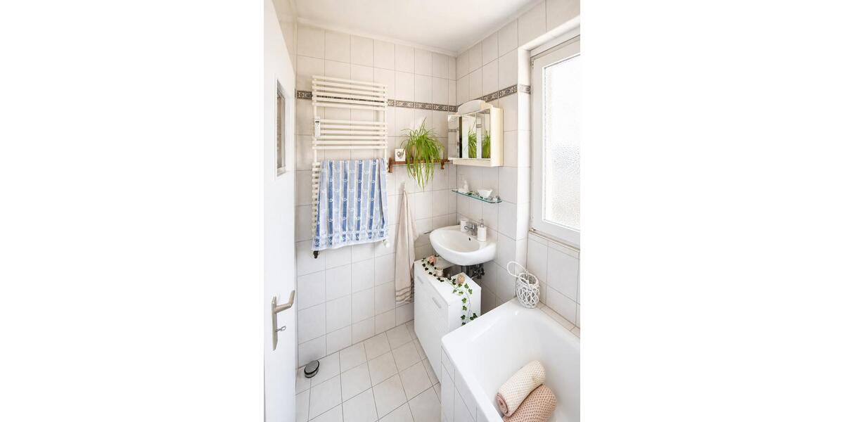 Dachgeschoßwohnung Düsseldorf Stadtbezirk 3 - 2 Zimmer, 58 m&sup2;, 219.000&euro; | Angebot:27269765