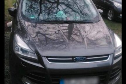 Ford Kuga 103.000 km 8.950 &euro; Krefeld 47807