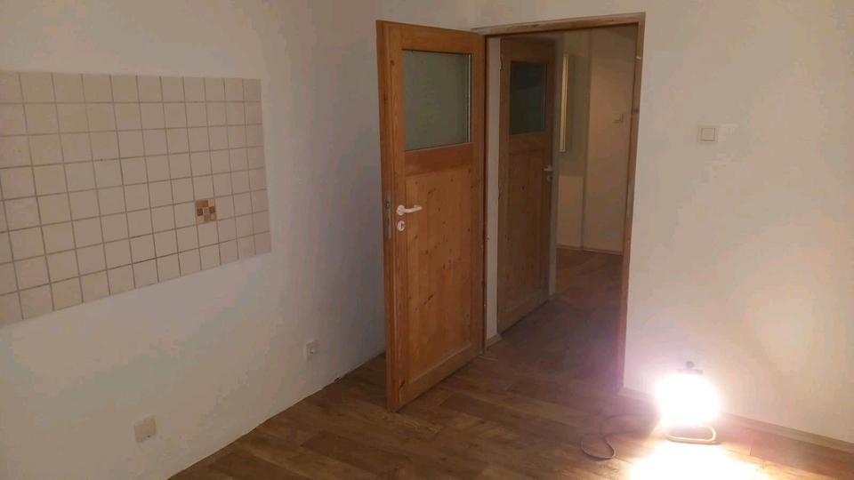 Etagenwohnung Kamp-Lintfort Lintfort - 2.5 Zimmer, 91 m&sup2;, 1.000&euro; | Angebot:26494627