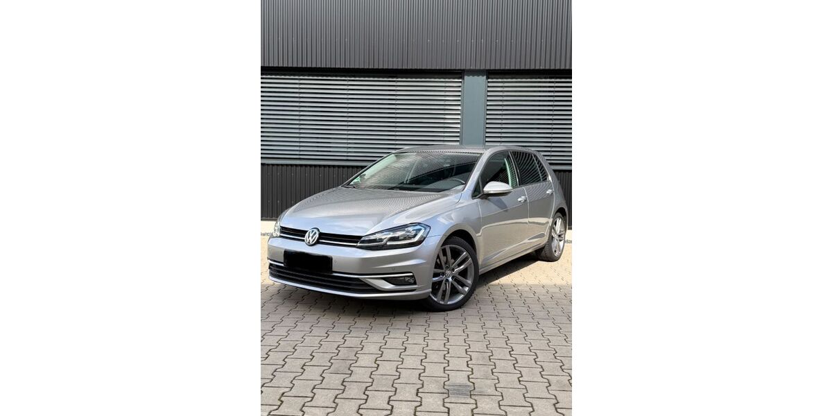 VW Golf 153.990 km 15.590 &euro; Oberhausen 46149