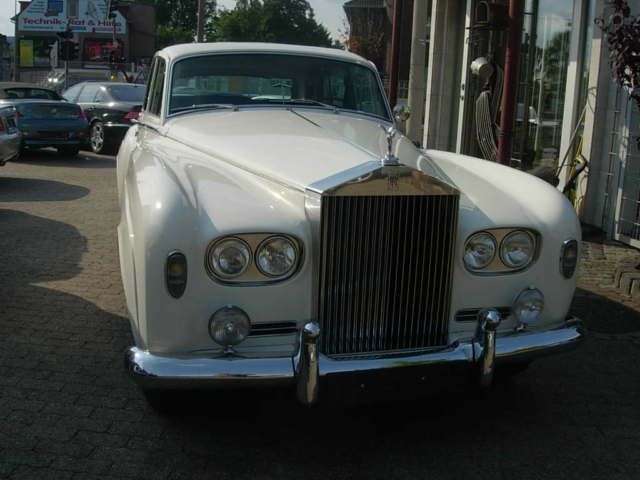 Rolls Royce Cloud 99.999 km 79.900 &euro; Oberhausen 46049