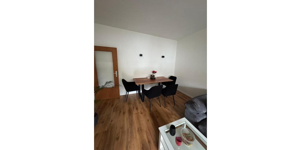 Etagenwohnung Dinslaken Lohberg - 3.5 Zimmer, 76 m&sup2;, 650&euro; | Angebot:25990272
