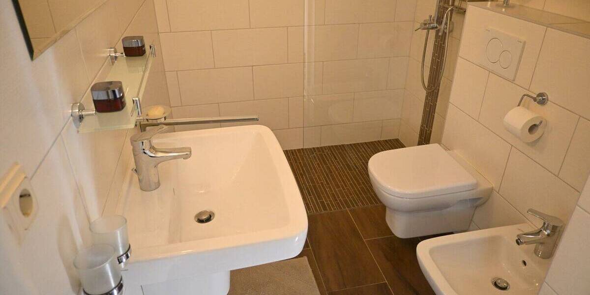 Reihenmittelhaus Essen / Stoppenberg Stoppenberg - 4 Zimmer, 113 m&sup2;, 320.000&euro; | Angebot:26672413