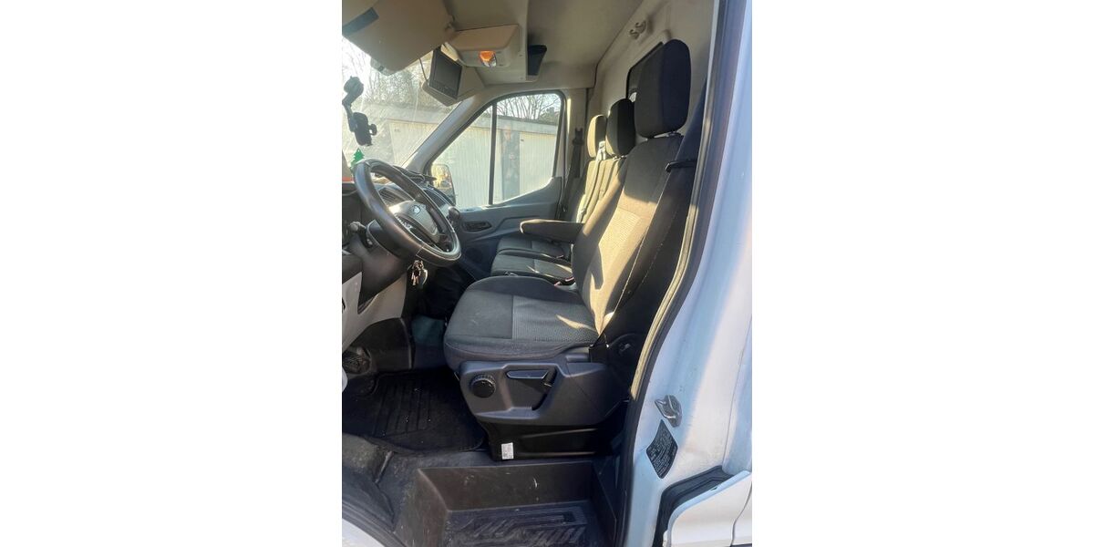 Ford Transit Custom 279.222 km 8.100 &euro; Duisburg 47169