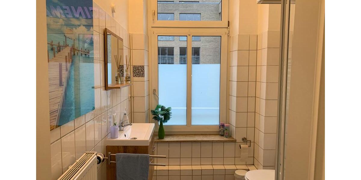 Etagenwohnung Krefeld Cracau - 1.5 Zimmer, 43 m&sup2;, 650&euro; | Angebot:25650517