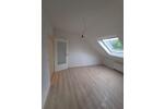 Dachgeschoßwohnung Duisburg Rheinhausen - 2 Zimmer, 45 m&sup2;, 360&euro; | Angebot:26689646