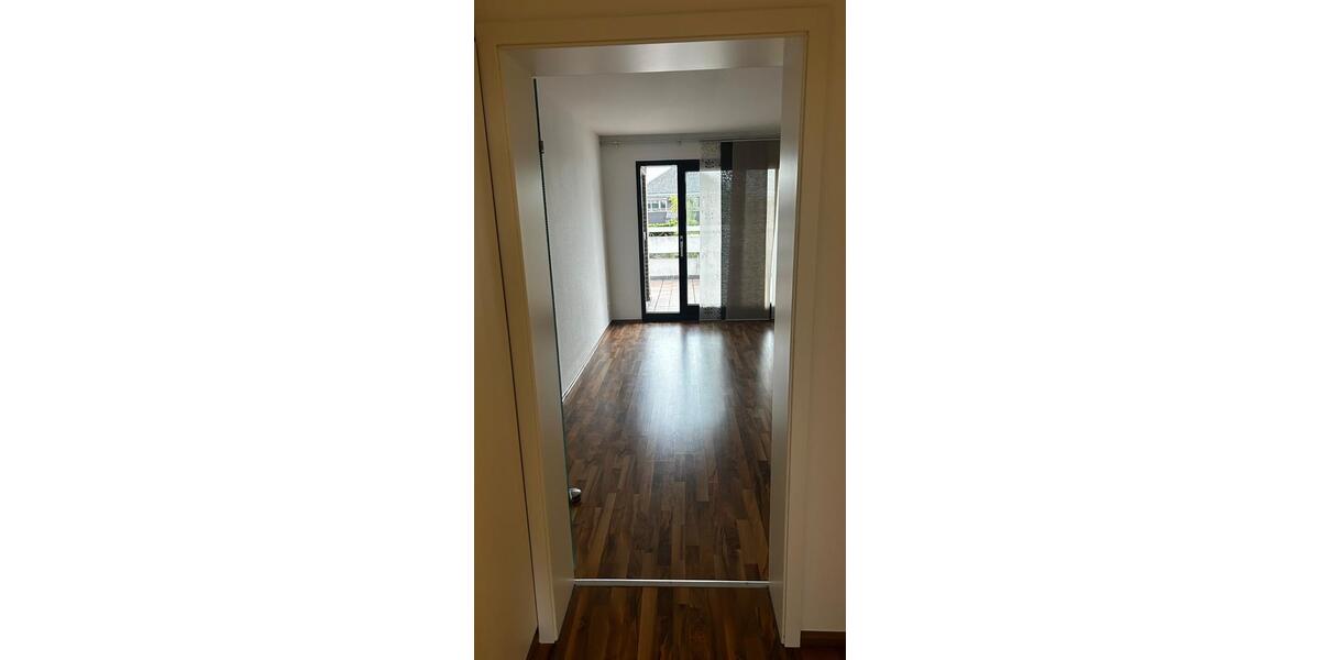 Dachgeschoßwohnung Dinslaken - 2.5 Zimmer, 58 m&sup2;, 485&euro; | Angebot:26050255