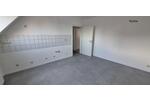 Dachgeschoßwohnung Duisburg Mittelmeiderich - 3 Zimmer, 83 m&sup2;, 615&euro; | Angebot:25438676