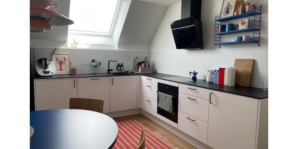 Dachgeschoßwohnung Ratingen Homberg - 3 Zimmer, 100 m&sup2;, 1.430&euro; | Angebot:26552489