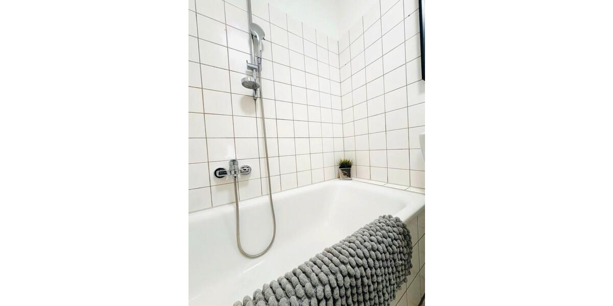 Etagenwohnung Düsseldorf Flingern Süd - 2 Zimmer, 55 m&sup2;, 1.450&euro; | Angebot:26631251
