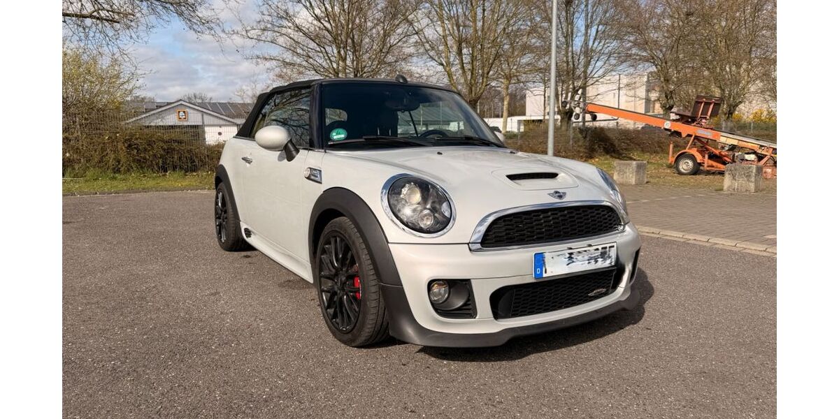 Mini John Cooper Works Cabrio 129.990 km 9.700 &euro; Viersen 41749