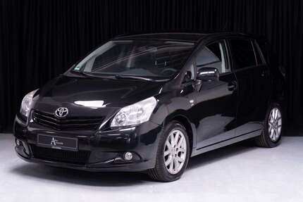 Toyota Verso 230.911 km 4.989 &euro; Düsseldorf 40211