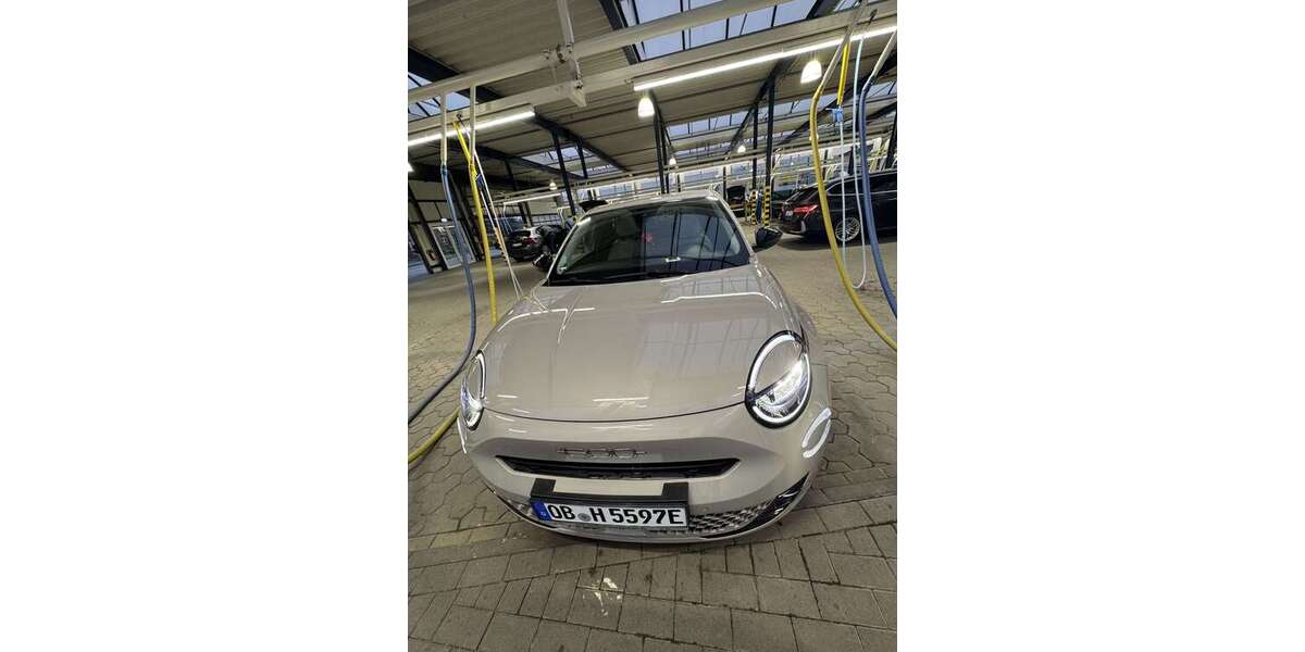 Fiat 600 8.200 km 26.600 &euro; Oberhausen 46117