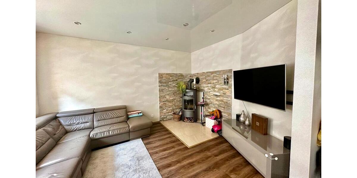 Hochparterre Essen Stadtbezirk IV - 3.5 Zimmer, 93 m&sup2;, 249.000&euro; | Angebot:24703060