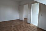Dachgeschoßwohnung Duisburg Huckingen - 1.5 Zimmer, 30 m&sup2;, 330&euro; | Angebot:24224463