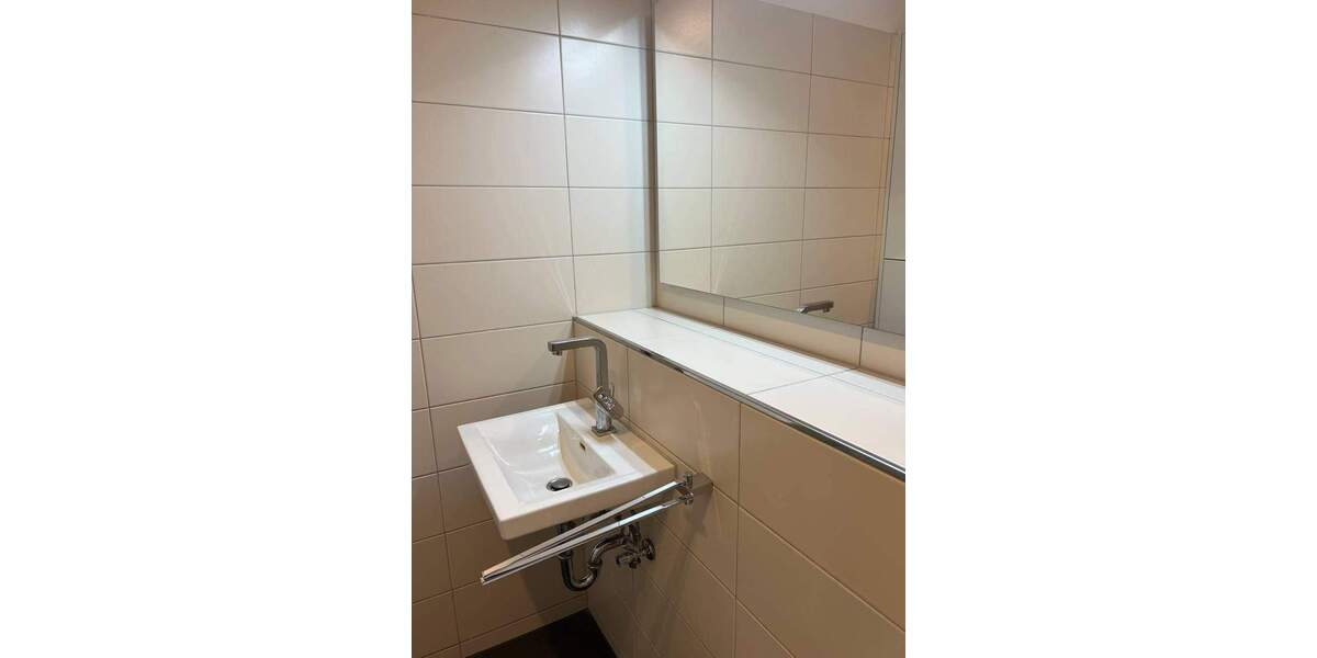 Etagenwohnung Düsseldorf Mörsenbroich - 2 Zimmer, 68 m&sup2;, 280.000&euro; | Angebot:25877685