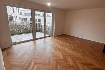 Wohnung Düsseldorf Lörick - 2 Zimmer, 68 m&sup2;, 1.700&euro; | Angebot:25381651