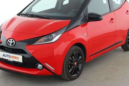 Toyota Aygo 51.602 km 9.930 &euro; Essen 45141