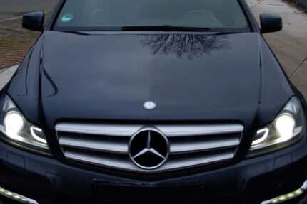 Mercedes-Benz C 250 234.000 km 8.600 &euro; Bottrop 46242