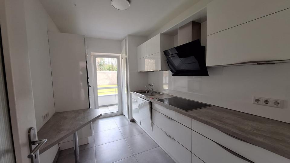 Etagenwohnung Mülheim an der Ruhr Broich - 2 Zimmer, 76 m&sup2;, 950&euro; | Angebot:25803679