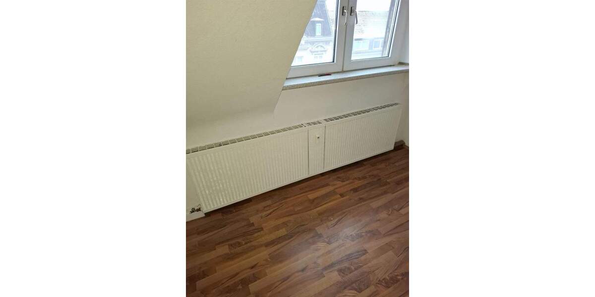 Etagenwohnung Oberhausen Marienkirche - 3 Zimmer, 109 m&sup2;, 495&euro; | Angebot:25699657
