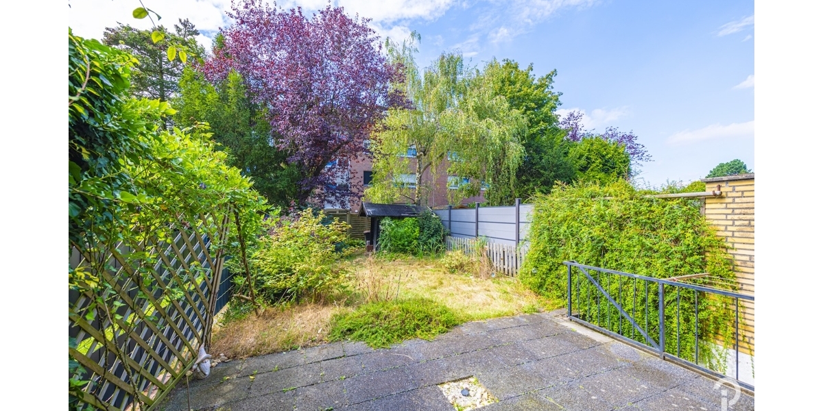 Reihenmittelhaus mit viel Potential für Pärchen und junge Familien, 2 Schlafzimmer + Dachstudio - Reihenmittelhaus Kaarst / Büttgen Büttgen | Angebot:27285727