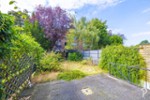 Reihenmittelhaus mit viel Potential für Pärchen und junge Familien, 2 Schlafzimmer + Dachstudio - Reihenmittelhaus Kaarst / Büttgen Büttgen | Angebot:27285727