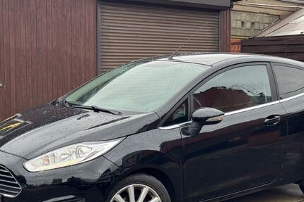 Ford Fiesta 50.000 km 6.950 &euro; Duisburg 47179